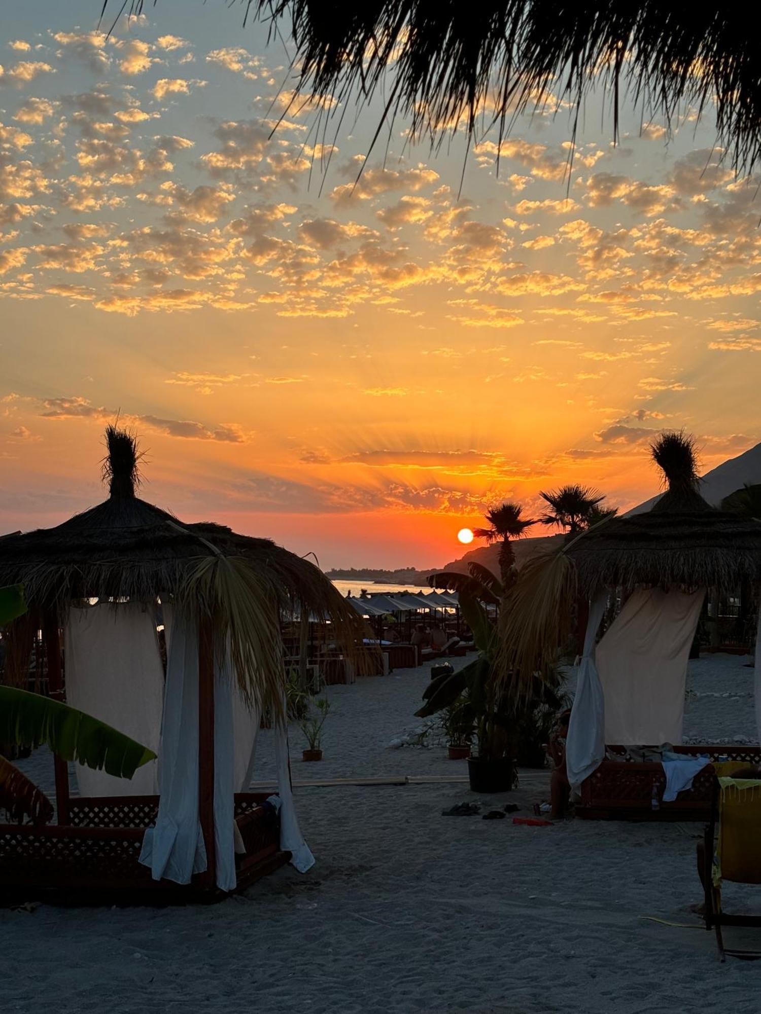 Domi Beach Valley Dhërmi 外观 照片
