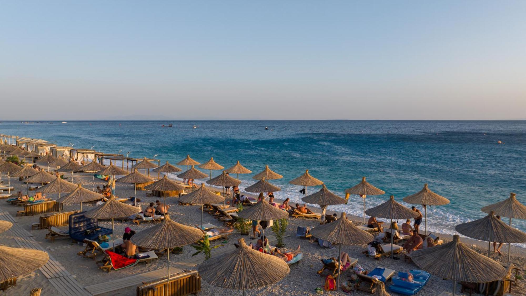 Domi Beach Valley Dhërmi 外观 照片