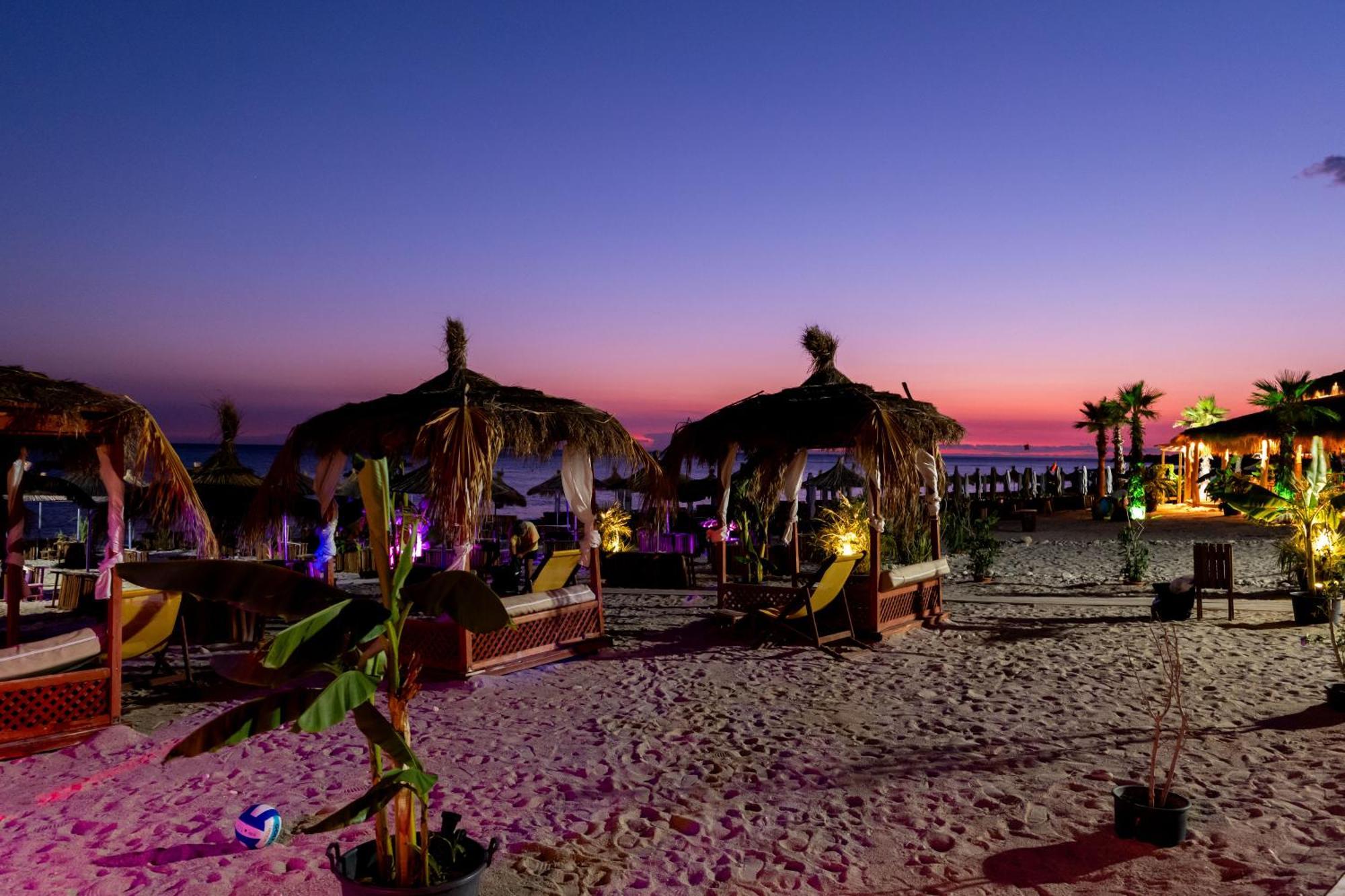 Domi Beach Valley Dhërmi 外观 照片